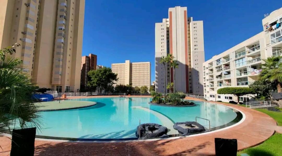 Vacanza Luxury Complex- Parking , Pool Only In The Summer , Rincon De Loix Apartment Benidorm Exterior foto