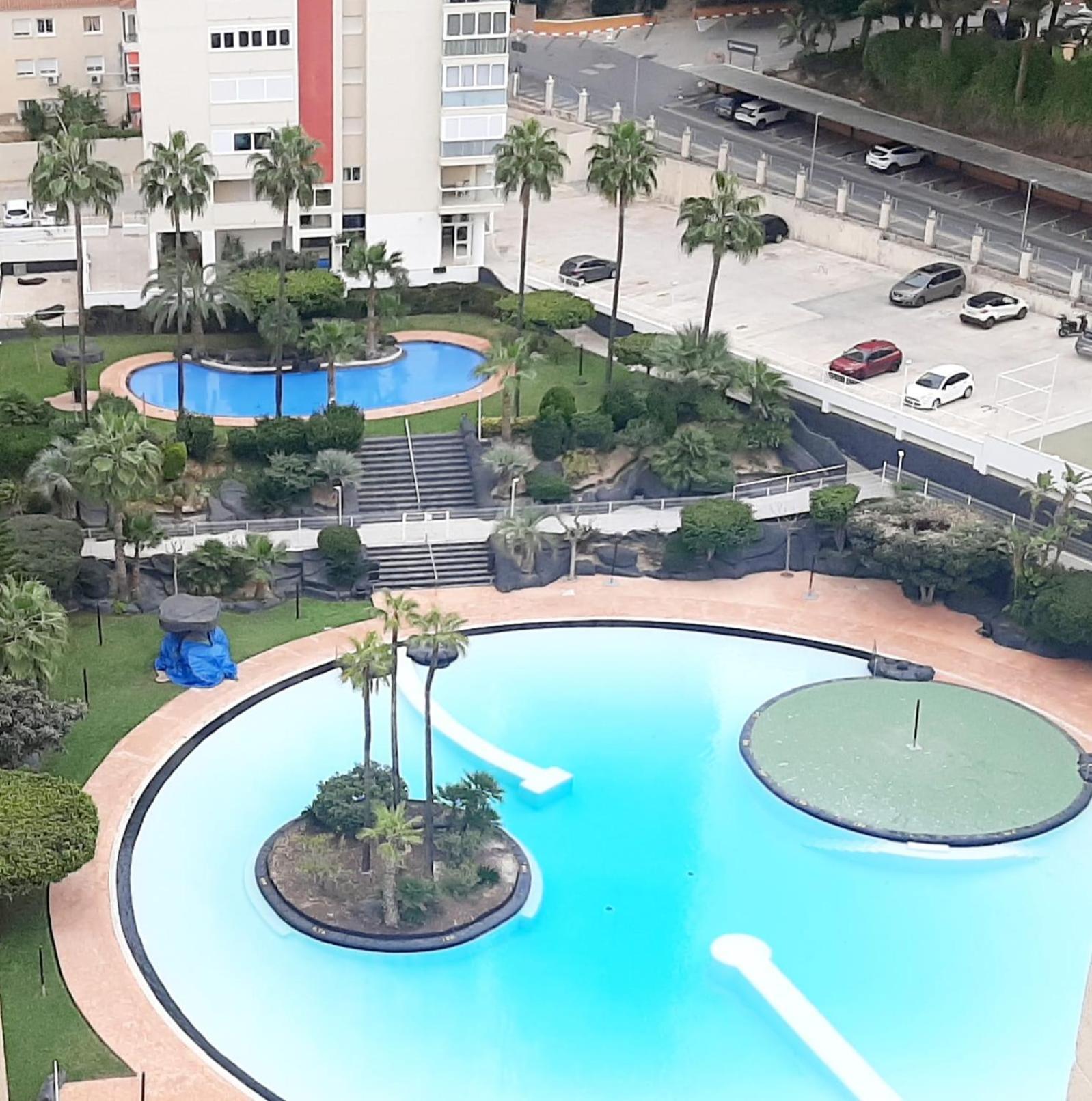 Vacanza Luxury Complex- Parking , Pool Only In The Summer , Rincon De Loix Apartment Benidorm Exterior foto