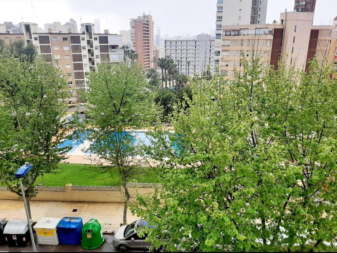 Vacanza Luxury Complex- Parking , Pool Only In The Summer , Rincon De Loix Apartment Benidorm Exterior foto