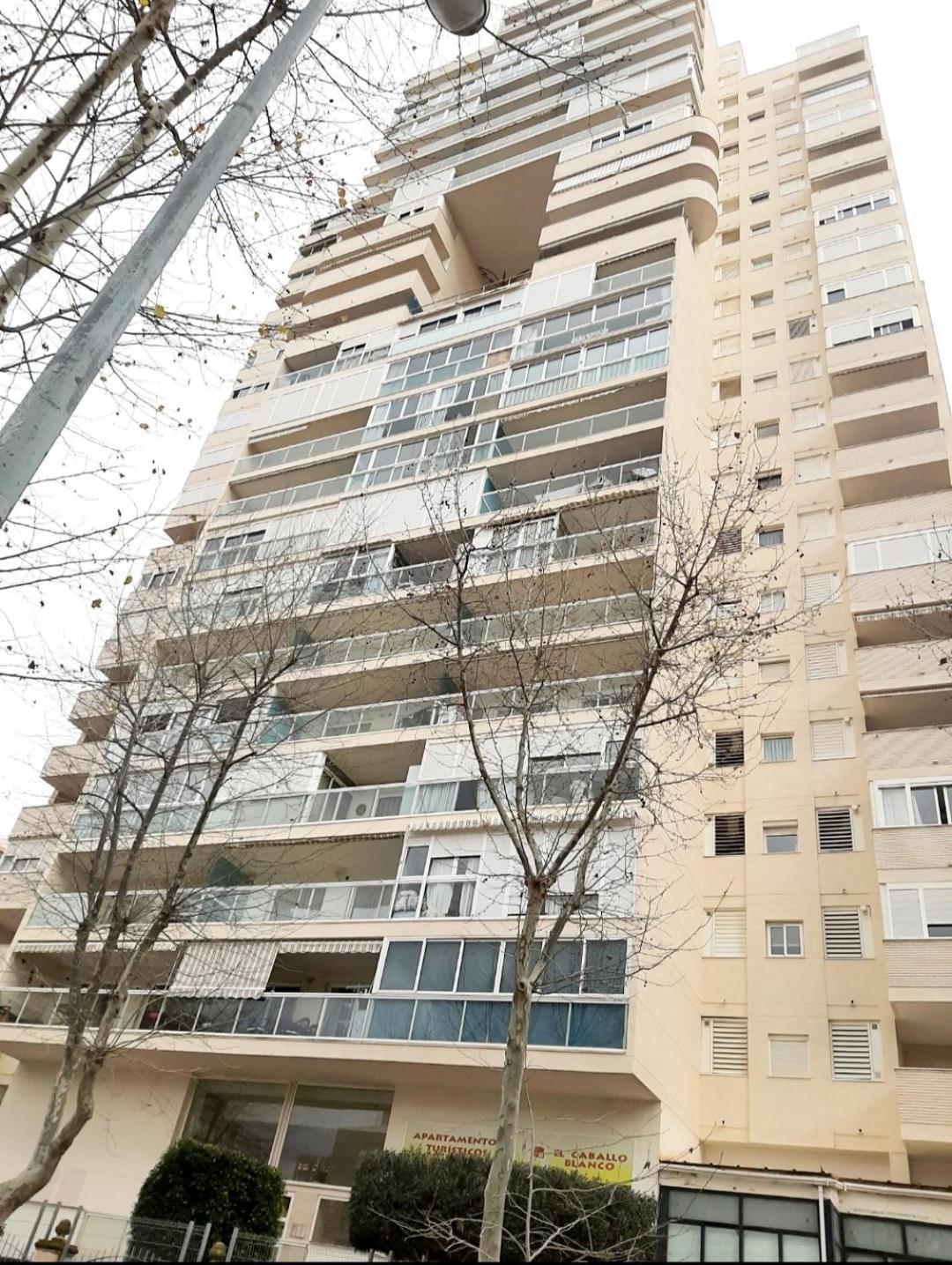 Vacanza Luxury Complex- Parking , Pool Only In The Summer , Rincon De Loix Apartment Benidorm Exterior foto