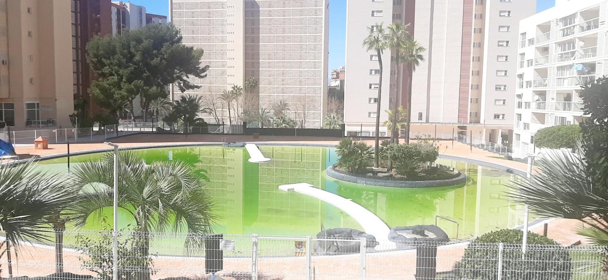 Vacanza Luxury Complex- Parking , Pool Only In The Summer , Rincon De Loix Apartment Benidorm Exterior foto